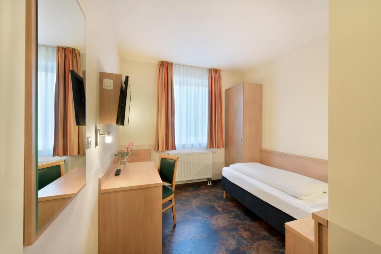 Meinhotel Amburgo Esterno foto