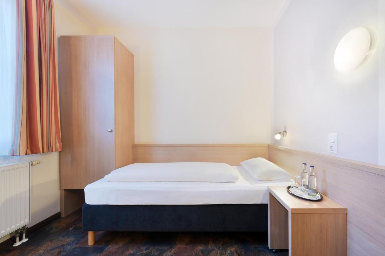 Meinhotel Amburgo Esterno foto